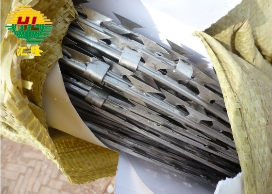 स्टेनलेस स्टील 304 सुरक्षा Concertina रेजर कांटेदार तार 2 मिमी बाड़ के लिए